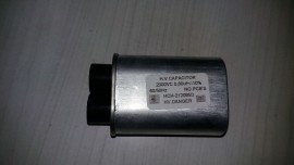 Capacitor de Microondas 0,80uF 2000VAC terminal 2x2 4,7mm ( fino )